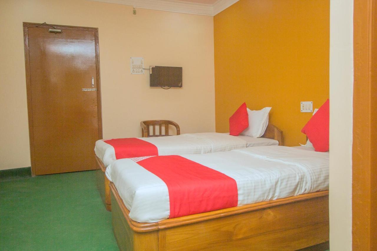 Māldah Oyo 48133 Hotel Payel מראה חיצוני תמונה